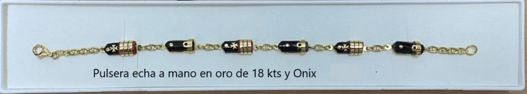Pulsera de banderas oro de ley de 18 kts