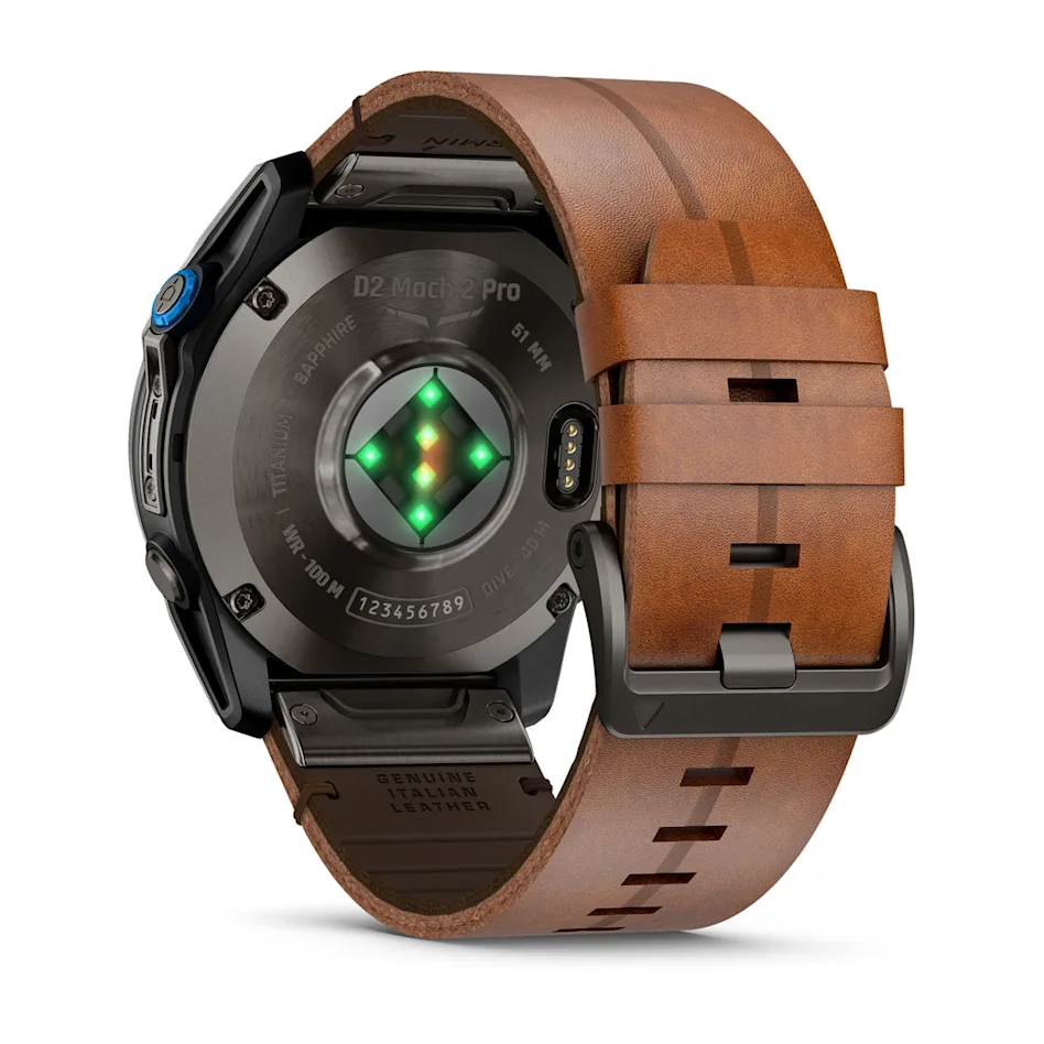 D2™ Mach 2 Pro Carbon Gray DLC Titanium with Chestnut Leather Band Ref: 010-03199-51 - Imagen 8