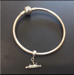 Pulsera rigida de Pandora con Cazaminas clase Segura