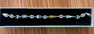 Pulsera de banderas plata de ley 925 milesimas (4 banderas intercaladas)