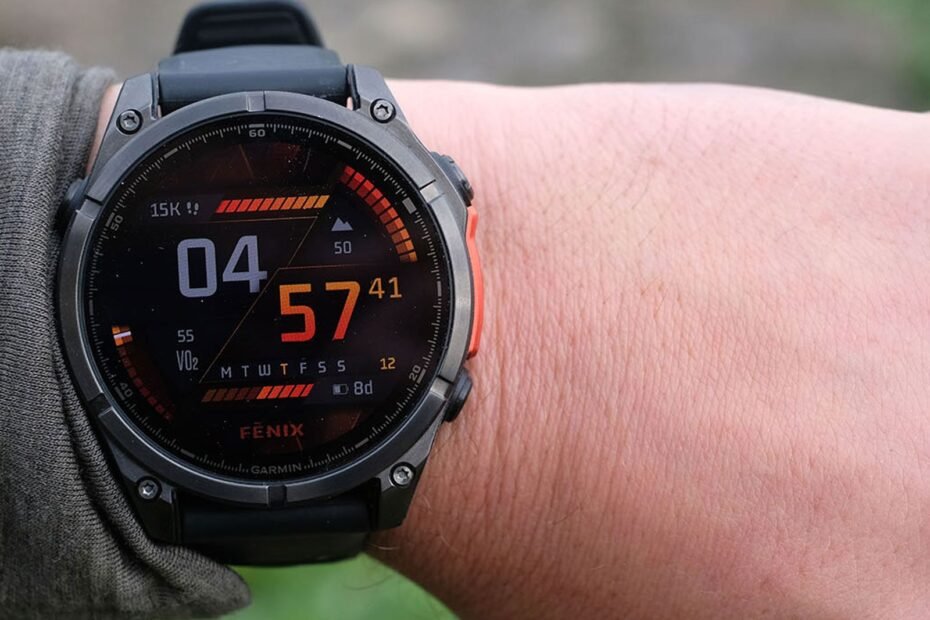 Diferencias entre Fénix 8 y Suunto Vertical: ¿Cuál es el mejor reloj de aventura?