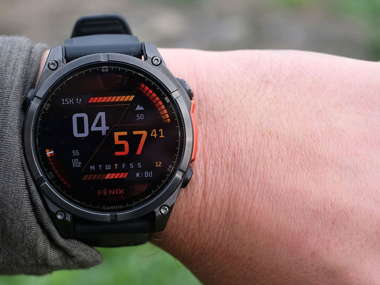 Diferencias entre Fénix 8 y Suunto Vertical: ¿Cuál es el mejor reloj de aventura?